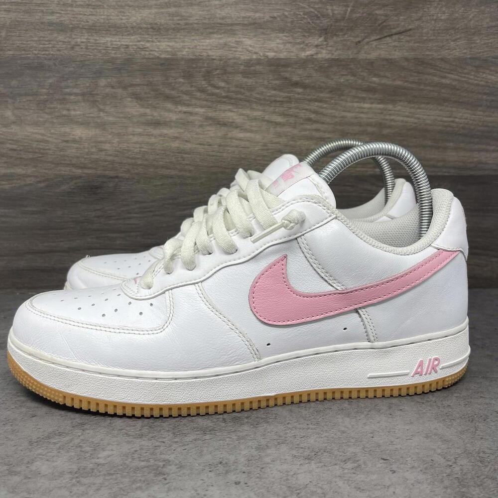 Nike White and Pink Men's Athletic Shoes